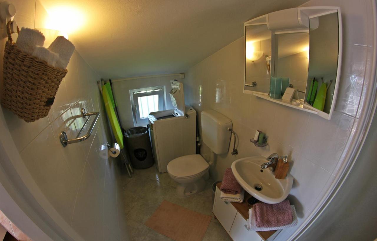 Room And Apartment Doris Lovrečica Eksteriør bilde